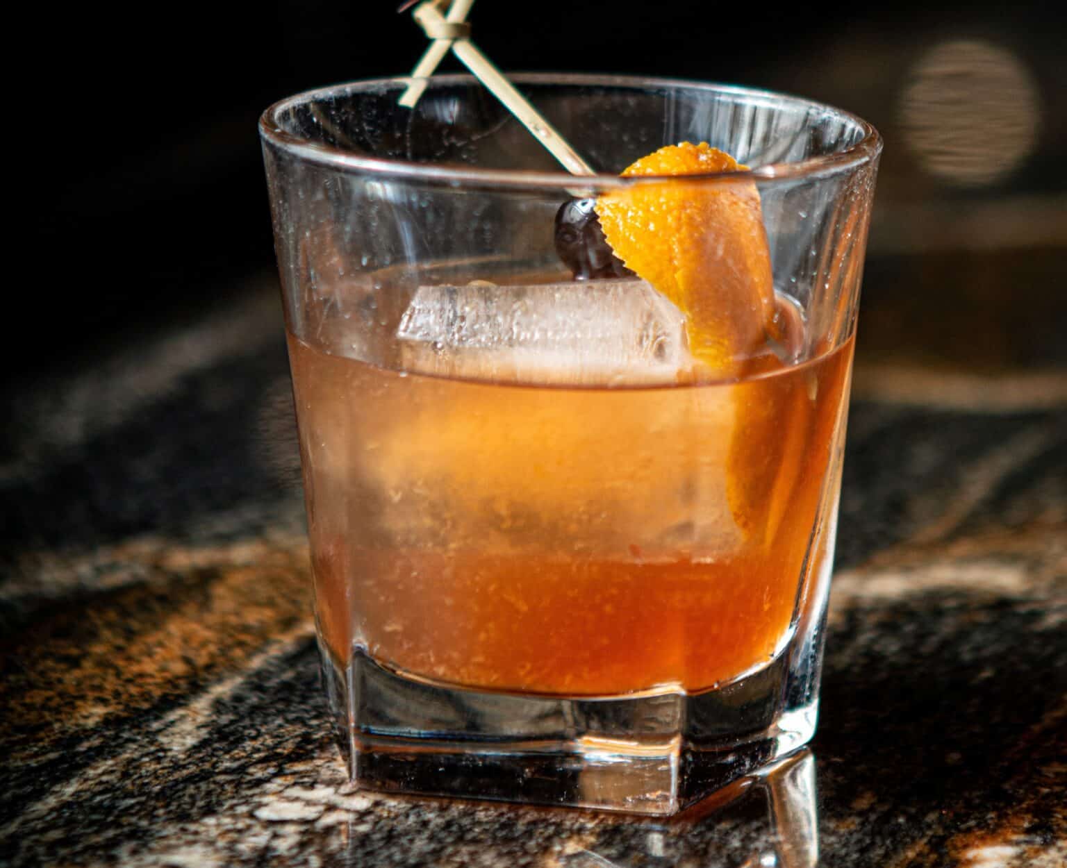 Old Fashioned En gammeldags og klassisk cocktail
